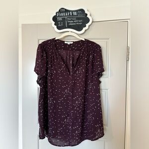 1x Monday Fun Linette split neck smocked blouse